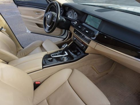 Used 2011 BMW 535i xDrive Sedan image 33