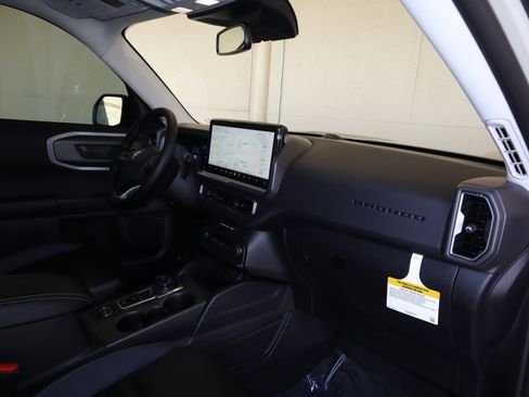 New 2025 Ford Bronco Sport Outer Banks w/ Outer Banks Tech Package+ image 38