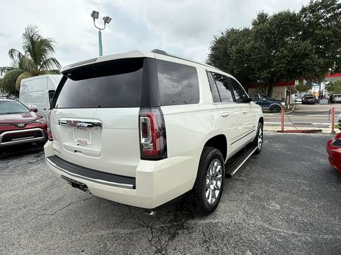 Used 2015 GMC Yukon Denali w/ Touring Package AWD/4WD image 5