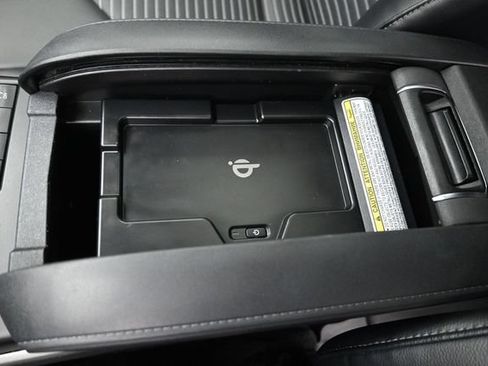 Used 2021 Toyota Highlander XSE FWD image 21