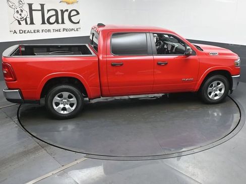 Used 2025 RAM 1500 Big Horn AWD/4WD image 40