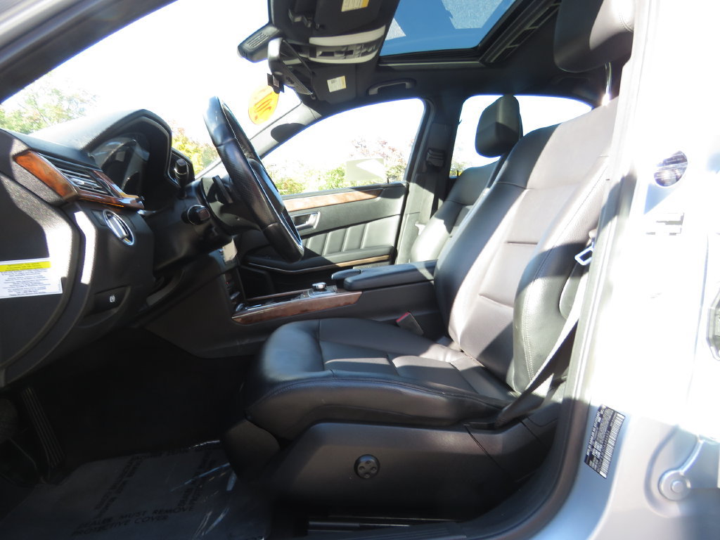 Used 2013 Mercedes-Benz E 350 4MATIC Sedan image 10