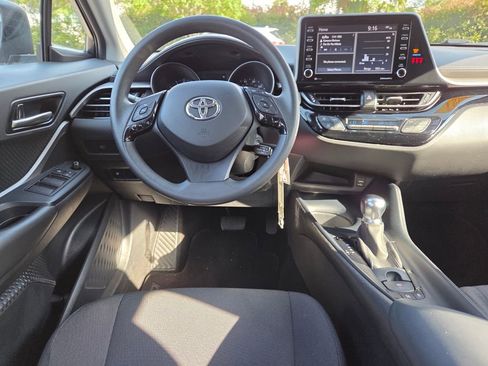 Certified 2021 Toyota C-HR LE FWD image 7