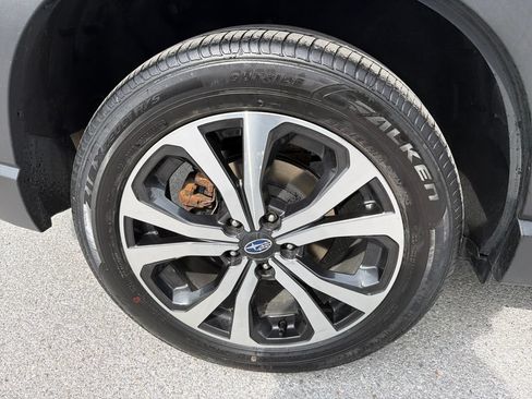 Certified 2023 Subaru Forester Limited AWD/4WD image 15