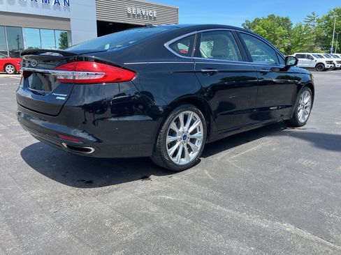 Used 2017 Ford Fusion Platinum FWD image 6