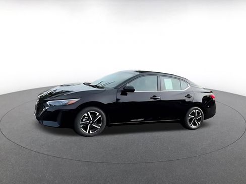 Used 2025 Nissan Sentra SV FWD image 8