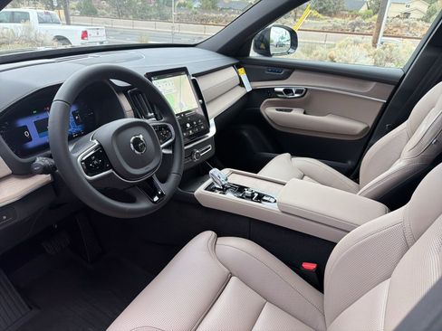 New 2026 Volvo XC90 T8 Ultra w/ Protection Package AWD/4WD image 20