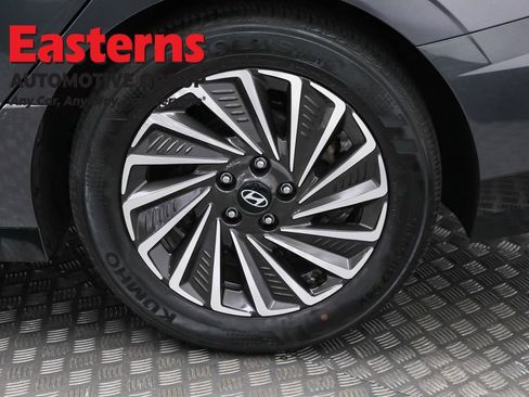 Used 2025 Hyundai Sonata SEL image 34