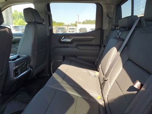 New 2026 GMC Sierra 1500 SLT AWD/4WD image 13