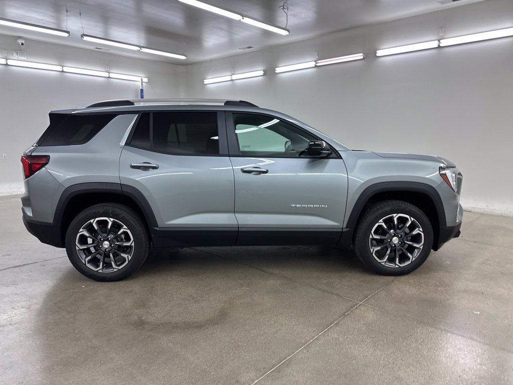 New 2027 GMC Terrain Elevation w/ Elevation Premium Package AWD/4WD image 12
