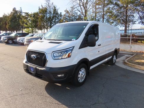 Used 2023 Ford Transit 150 Low Roof AWD w/ Exterior Upgrade Package image 3
