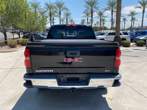 Used 2015 GMC Sierra 1500 SLT w/ SLT Crew Cab Value Package AWD/4WD image 4