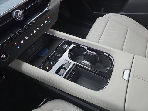 New 2026 Nissan Murano Platinum w/ Cargo Package image 25