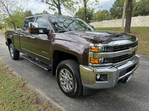 Used 2016 Chevrolet Silverado 2500 LTZ w/ Duramax Plus Package image 21