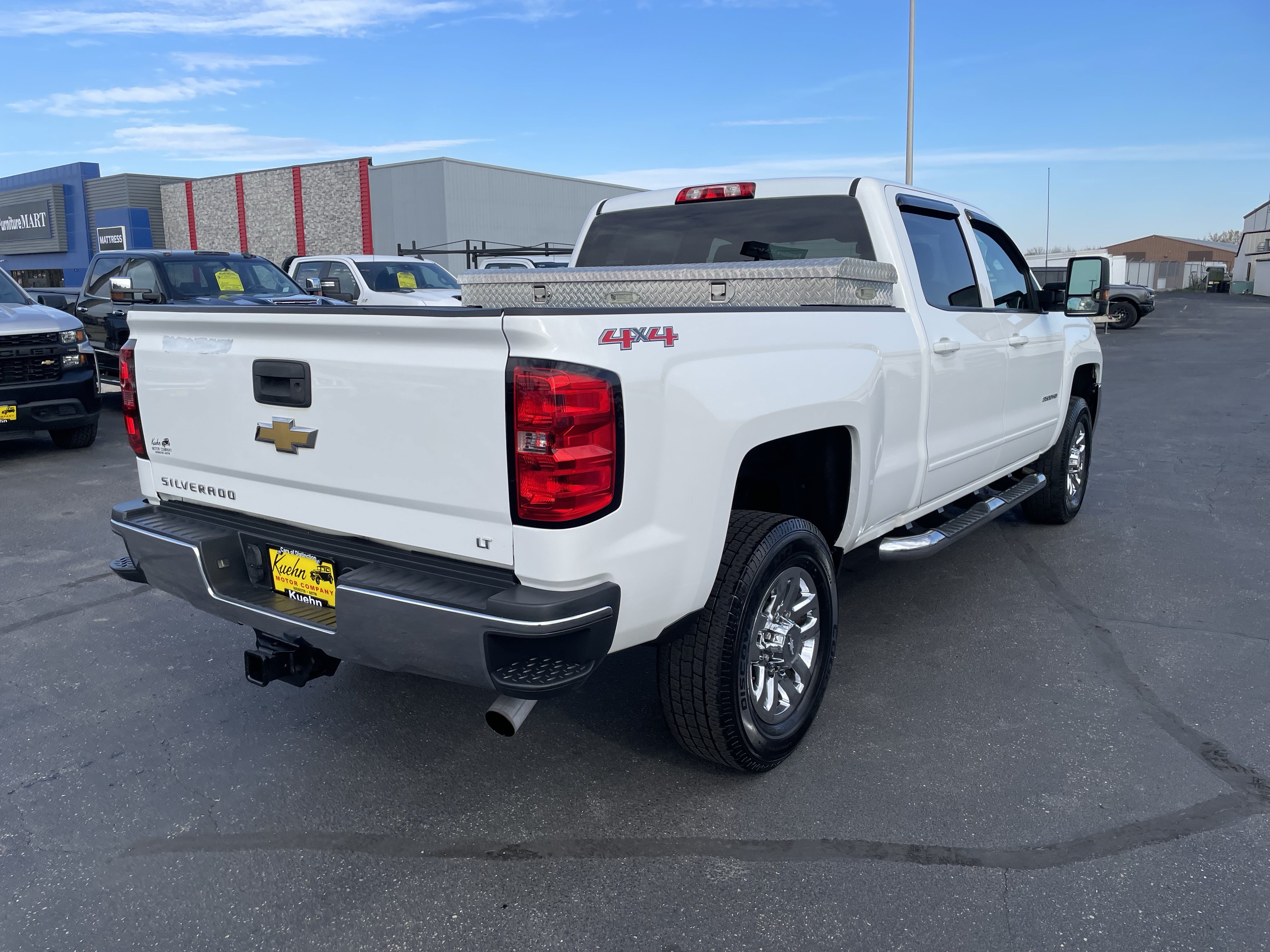 Used 2015 Chevrolet Silverado 2500 LT w/ LT Convenience Package AWD/4WD image 8