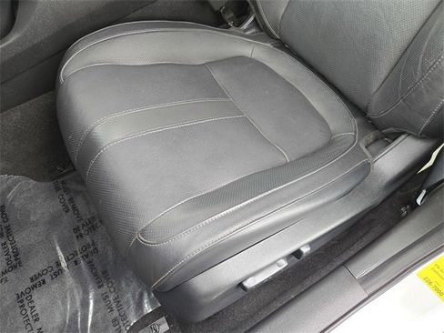 Used 2019 Honda Civic EX-L image 10