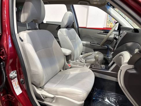 Used 2011 Subaru Forester 2.5X Premium w/ All-Weather Pkg AWD/4WD image 15