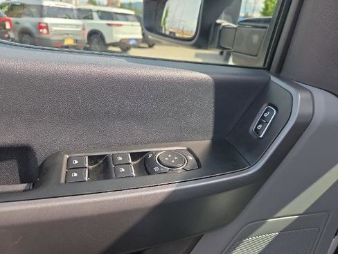 Certified 2025 Ford F250 XLT AWD/4WD image 16