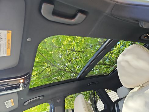 New 2026 Mercedes-Benz GLC 300 4MATIC image 31