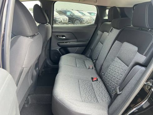 New 2026 Nissan Kicks SV w/ SV Premium Package AWD/4WD image 4