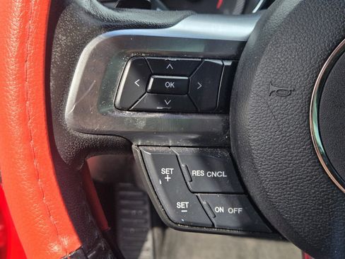 Used 2017 Ford Mustang Premium image 22