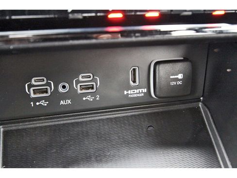 Used 2023 Jeep Grand Cherokee L Overland w/ Advanced Protech Group III AWD/4WD image 29