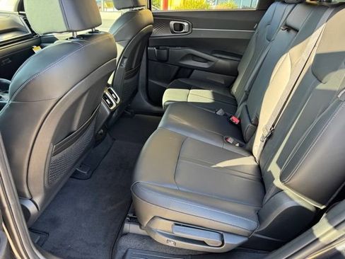 New 2026 Kia Sorento S FWD image 10