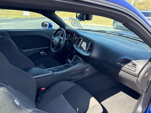 Used 2021 Dodge Challenger R/T w/ Blacktop Package image 10