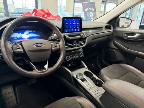 Used 2021 Ford Escape SEL w/ SEL Stealth AWD Package image 23