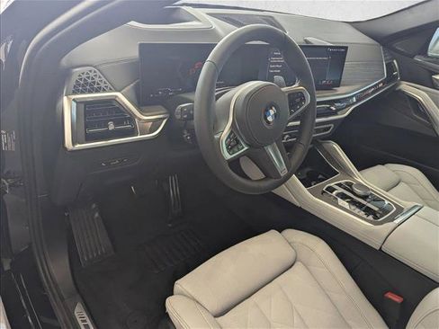 New 2026 BMW X6 xDrive40i w/ Premium Package image 3
