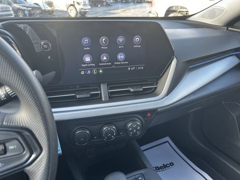 Certified 2025 Chevrolet Trax LS w/ LS Convenience Package image 33