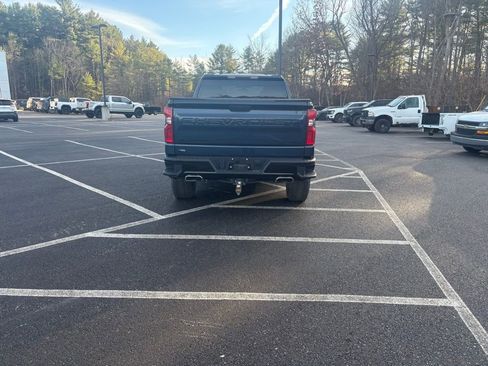 Used 2020 Chevrolet Silverado 1500 Custom Trail Boss w/ Custom Convenience Package image 4