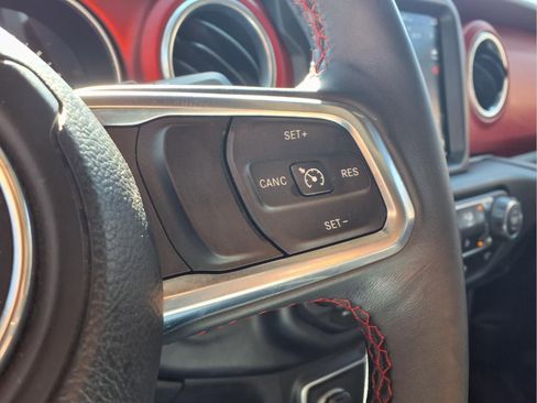 Used 2018 Jeep Wrangler Unlimited Rubicon image 22