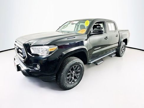 Used 2023 Toyota Tacoma SR5 image 4