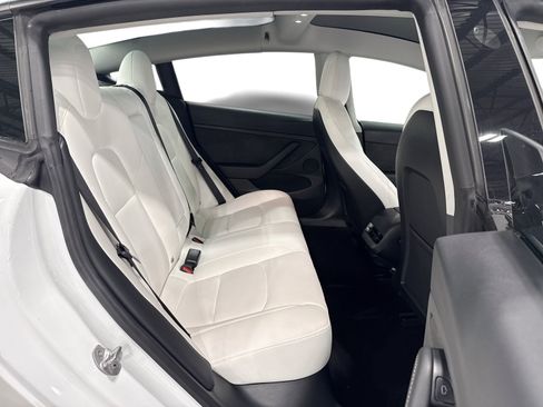 Certified 2021 Tesla Model 3 Long Range AWD/4WD image 11