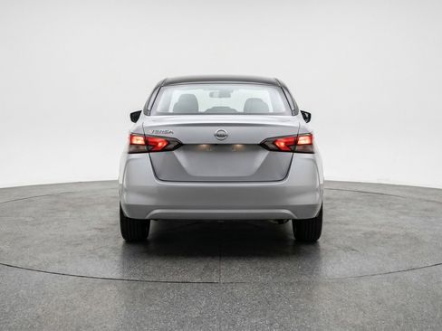Used 2025 Nissan Versa SV FWD image 7