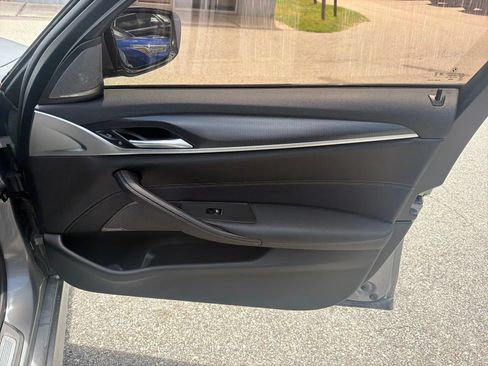 Used 2023 BMW 530i w/ M Sport Package RWD image 26
