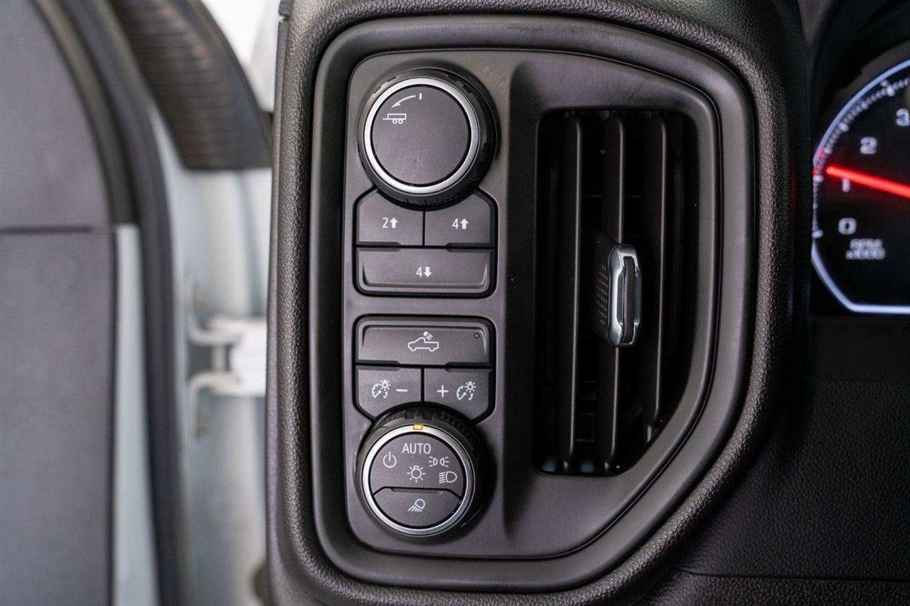 Used 2022 Chevrolet Silverado 2500 W/T w/ WT Convenience Package AWD/4WD image 16