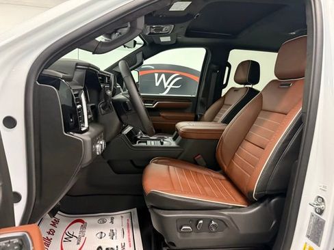 New 2026 GMC Sierra 3500 Denali Ultimate image 9