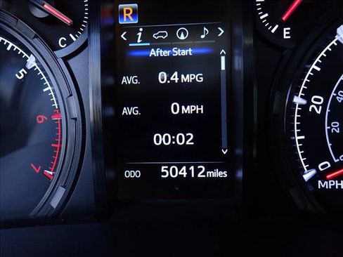 Used 2023 Toyota 4Runner SR5 Premium w/ Moonroof Package AWD/4WD image 25