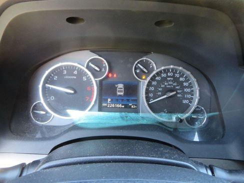 Used 2016 Toyota Tundra SR5 w/ TRD Off Road Package image 18