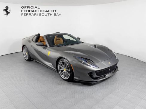 Used 2023 Ferrari 812 GTS RWD image 1