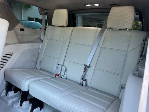 Certified 2025 Cadillac Escalade Sport Platinum AWD/4WD image 15