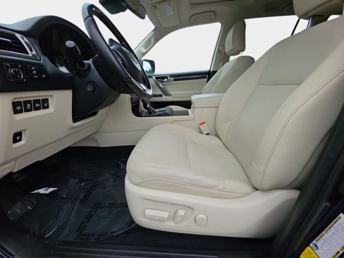 Used 2023 Lexus GX 460 Premium w/ Premium Package AWD/4WD image 16