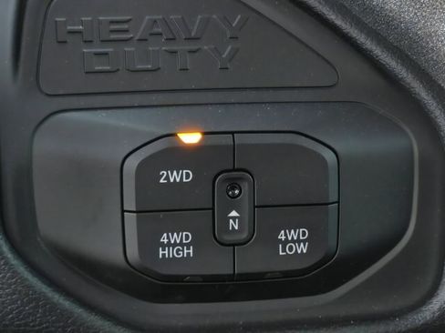 New 2026 RAM 2500 Tradesman AWD/4WD image 18