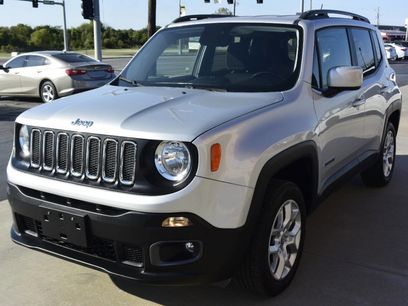 Used 2017 Jeep Renegade Latitude w/ Popular Equipment Group