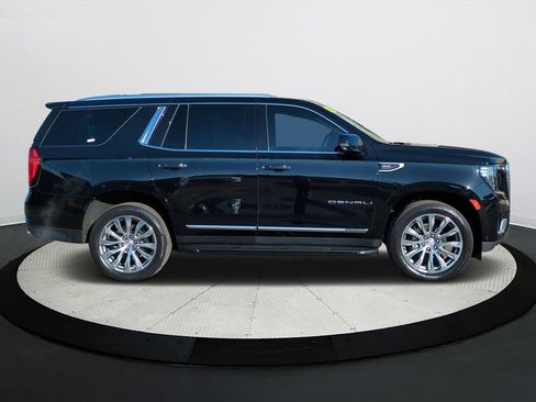 Used 2023 GMC Yukon Denali w/ Advanced Technology Package image 2