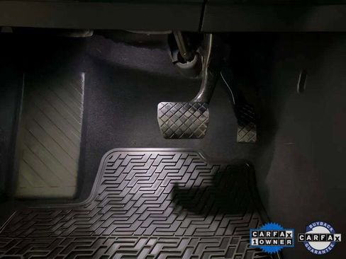 Used 2023 Volkswagen Atlas Cross Sport SE w/ Panoramic Sunroof Package image 36