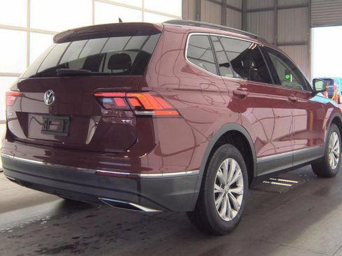 Used 2018 Volkswagen Tiguan SE image 5