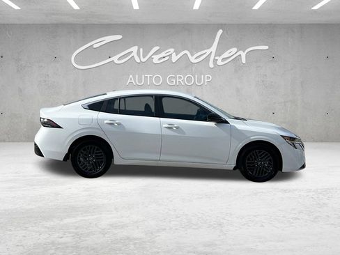 New 2026 Nissan Sentra SV w/ SV Convenience Package FWD image 18